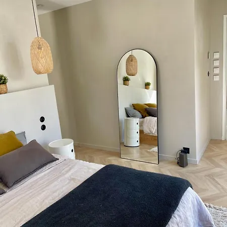 Avec Piscine Aux Portes D'uzes Saint-Siffret